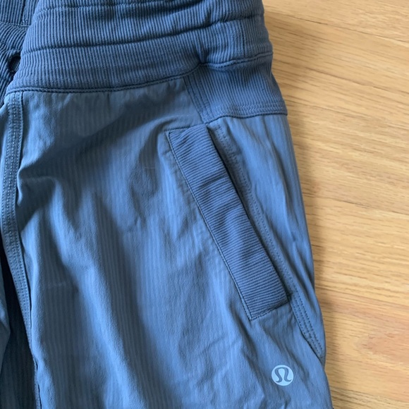 Lululemon grey/blue studio dance pant (unlined) - Picture 3 of 8